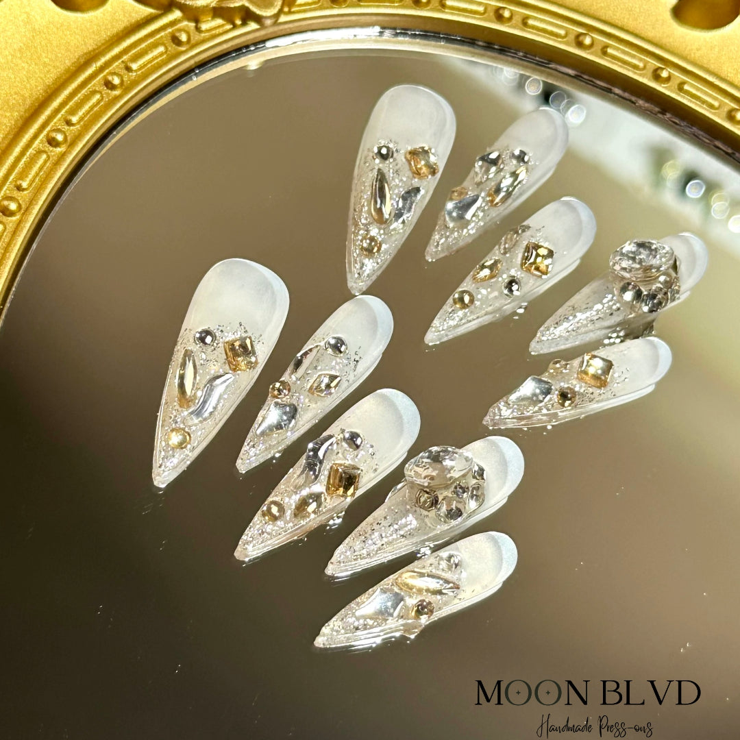 Champaign Gold | 680 Long Stiletto