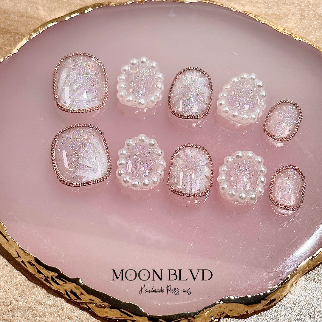 Pearl Girl | 245 Short Squoval