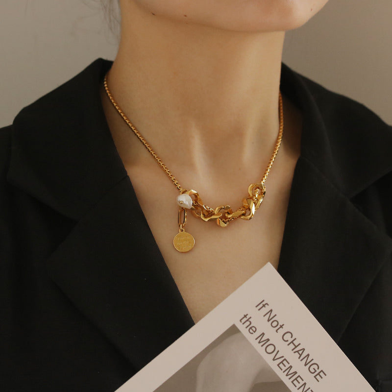 "The Prayer" Chain Knots Necklace