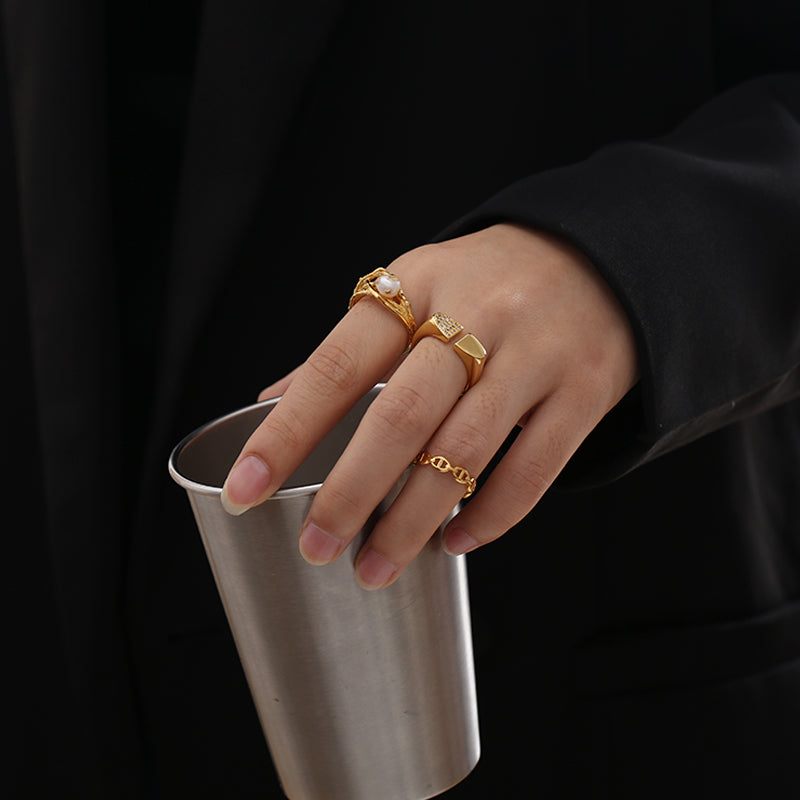 Bird Nest Twisting Ring
