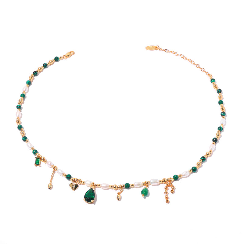 "The Green Pear" Pearl Beads Necklace