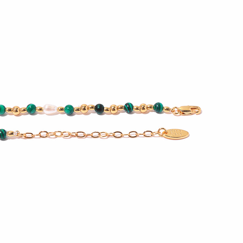 "The Green Pear" Pearl Beads Necklace