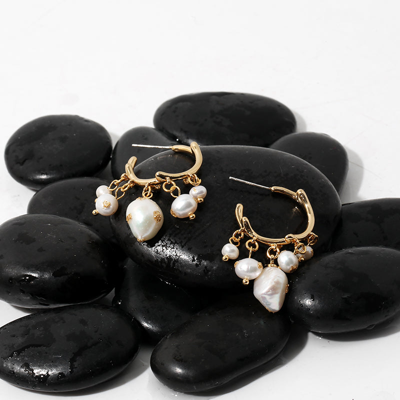 "The Royals"Baroque Pearl Gold Leaf Hoop Earrings